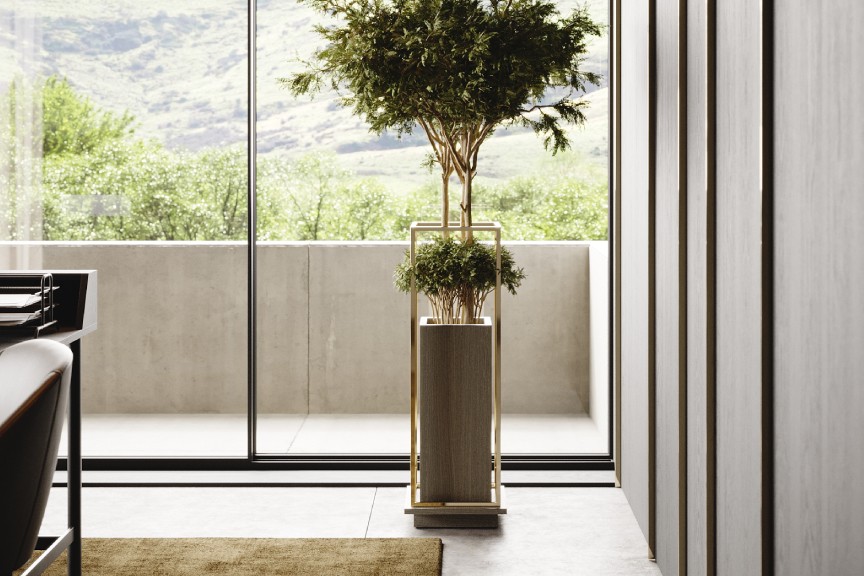 Lanie Flower Pot